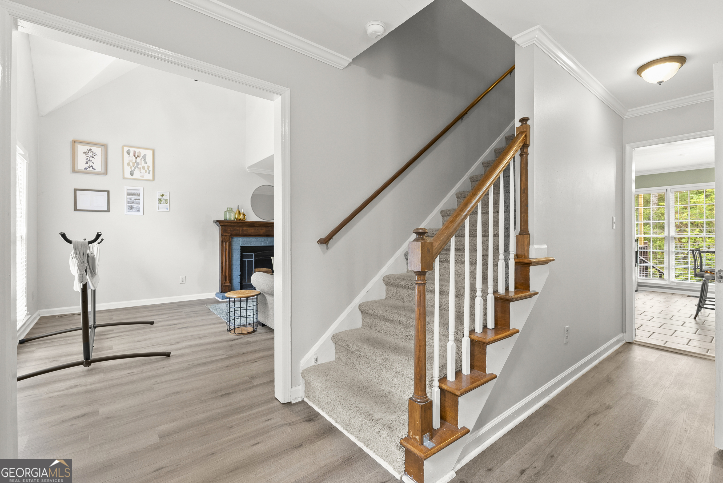 1135 Pebble Bend DR