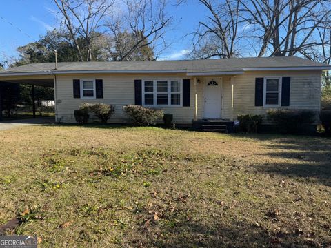 A home in Cochran