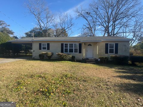 A home in Cochran