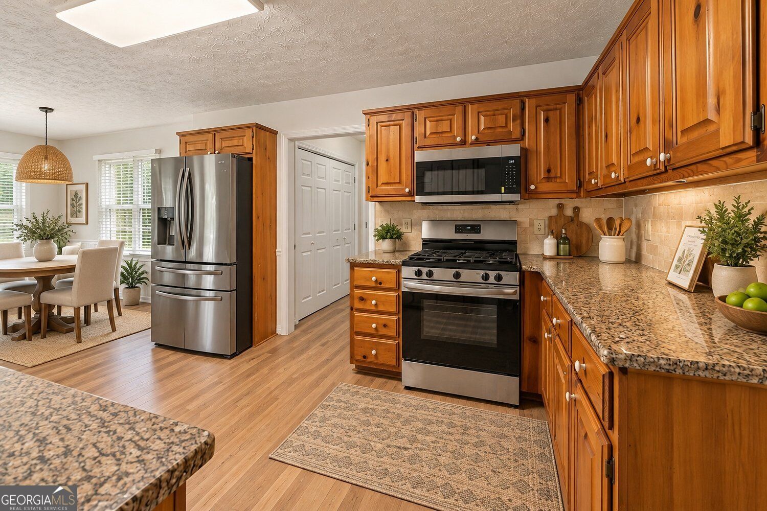 150 Acorn DR