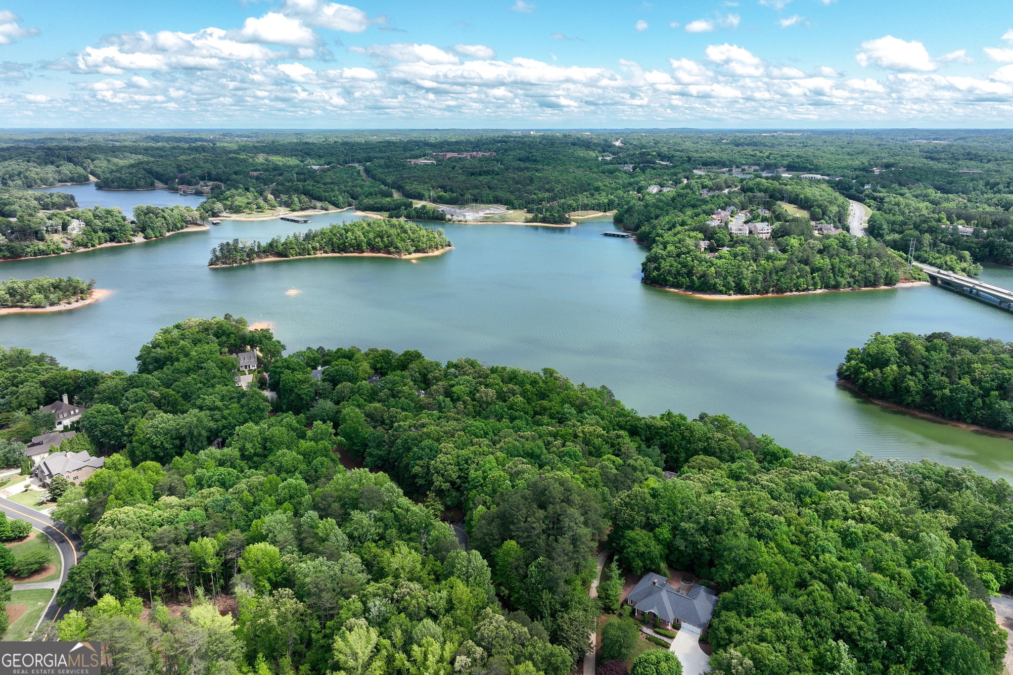 208 Lake Pointe DR