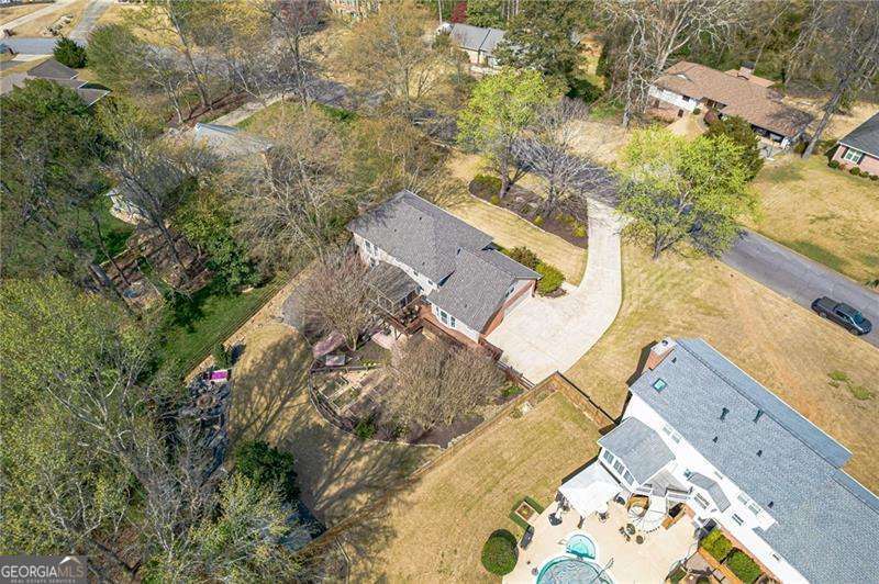 220 Saddle Lake DR
