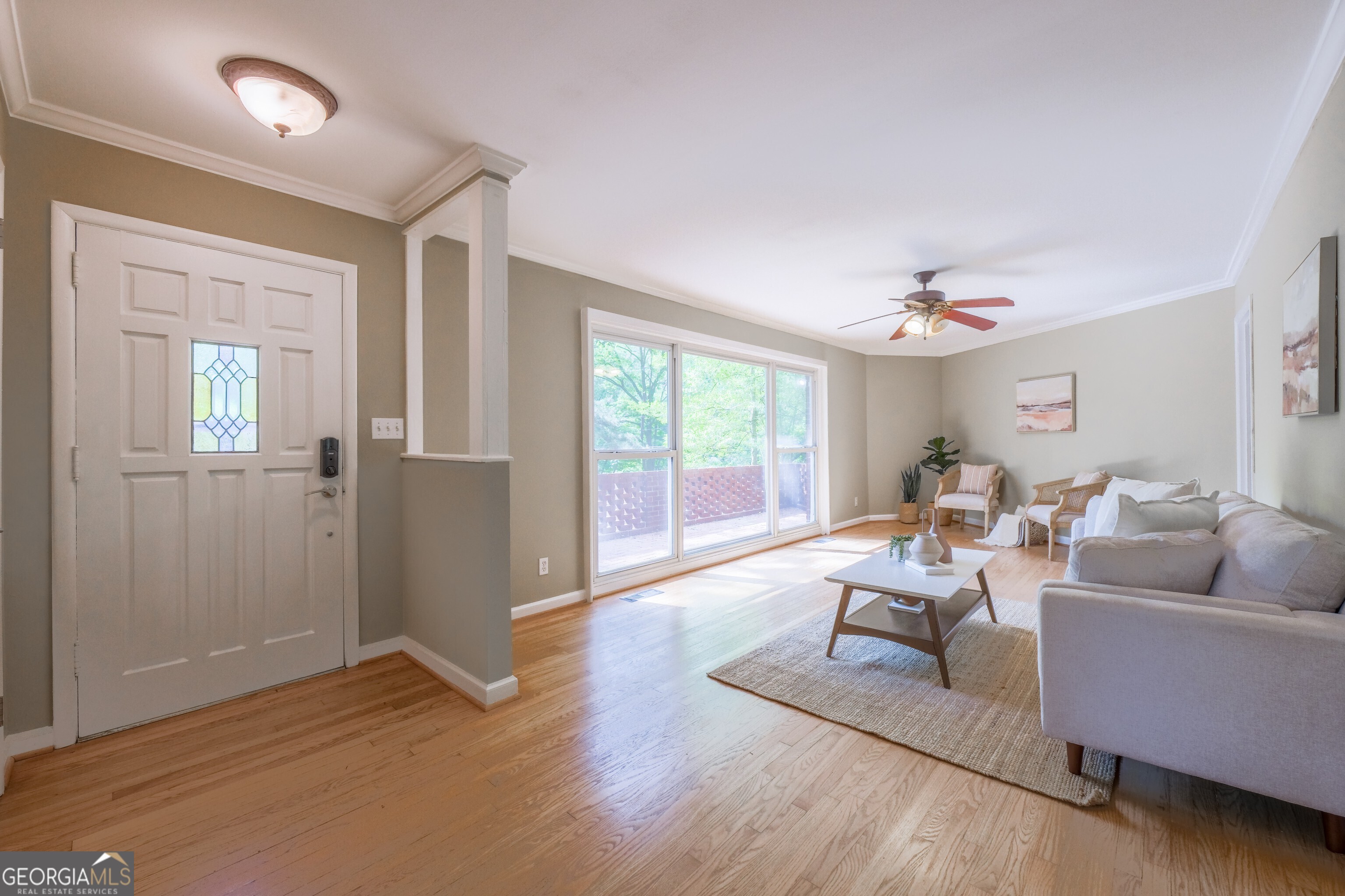 2279 Parkview CIR