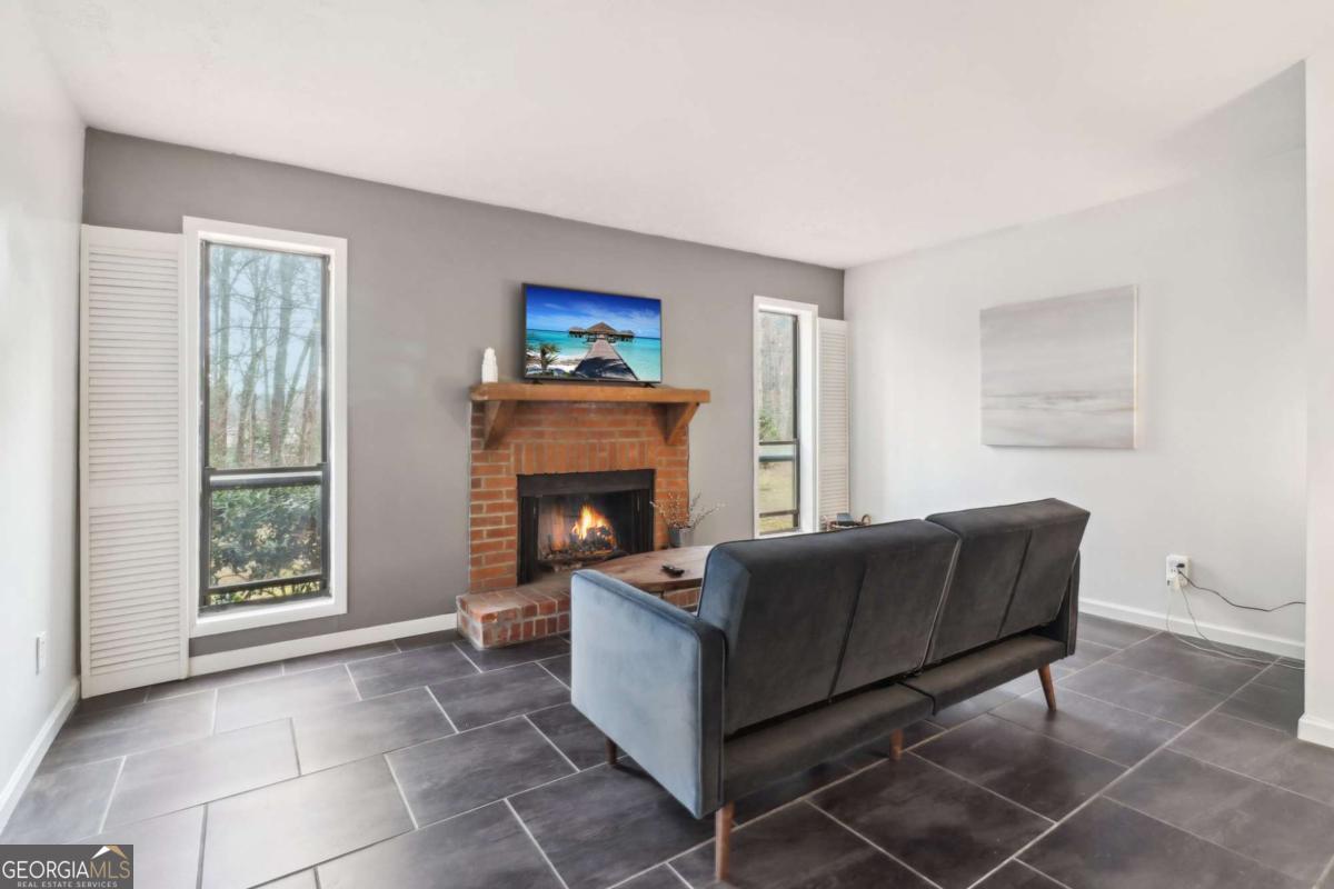 Terrell Mill Place - Residential