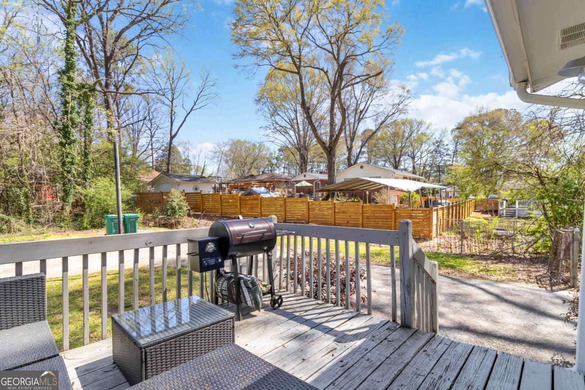 3295 Mccauley RD SE