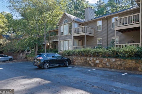 Photo for 2401 Country Park DR SE