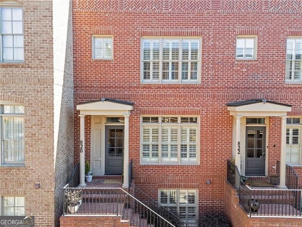 Photo of 820 Virginia Park Circle NE, Atlanta, GA 30306 (MLS # 10691051)