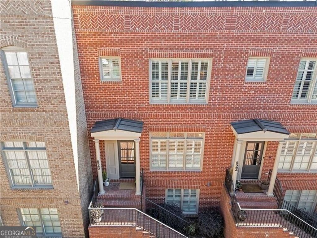 Photo of 820 Virginia Park Circle NE, Atlanta, GA 30306 (MLS # 10691051)