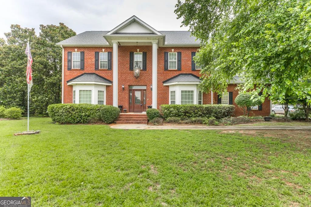 208 Martin Terrace