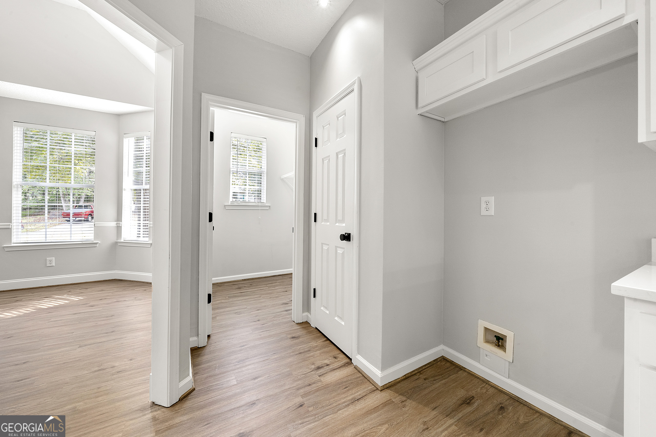 Sharpsburg, Georgia 30277, United States, 3 Bedrooms Bedrooms, ,3 BathroomsBathrooms,Residential,Active,214935