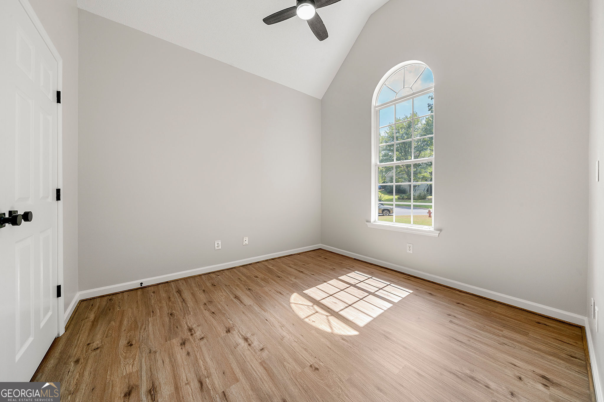 Sharpsburg, Georgia 30277, United States, 3 Bedrooms Bedrooms, ,3 BathroomsBathrooms,Residential,Active,214935