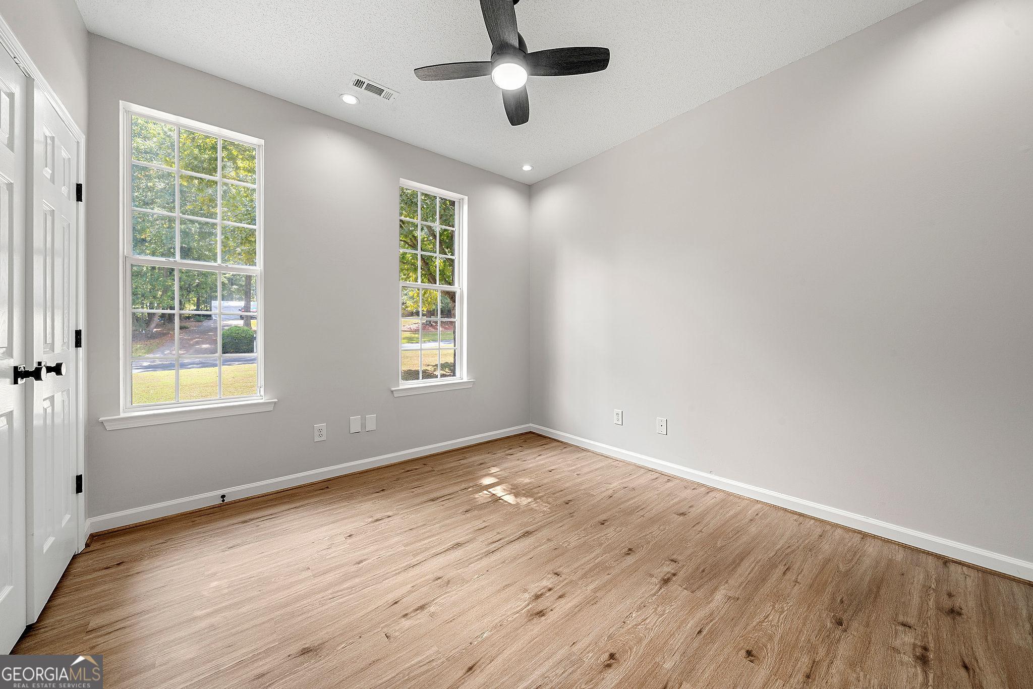 Sharpsburg, Georgia 30277, United States, 3 Bedrooms Bedrooms, ,3 BathroomsBathrooms,Residential,Active,214935