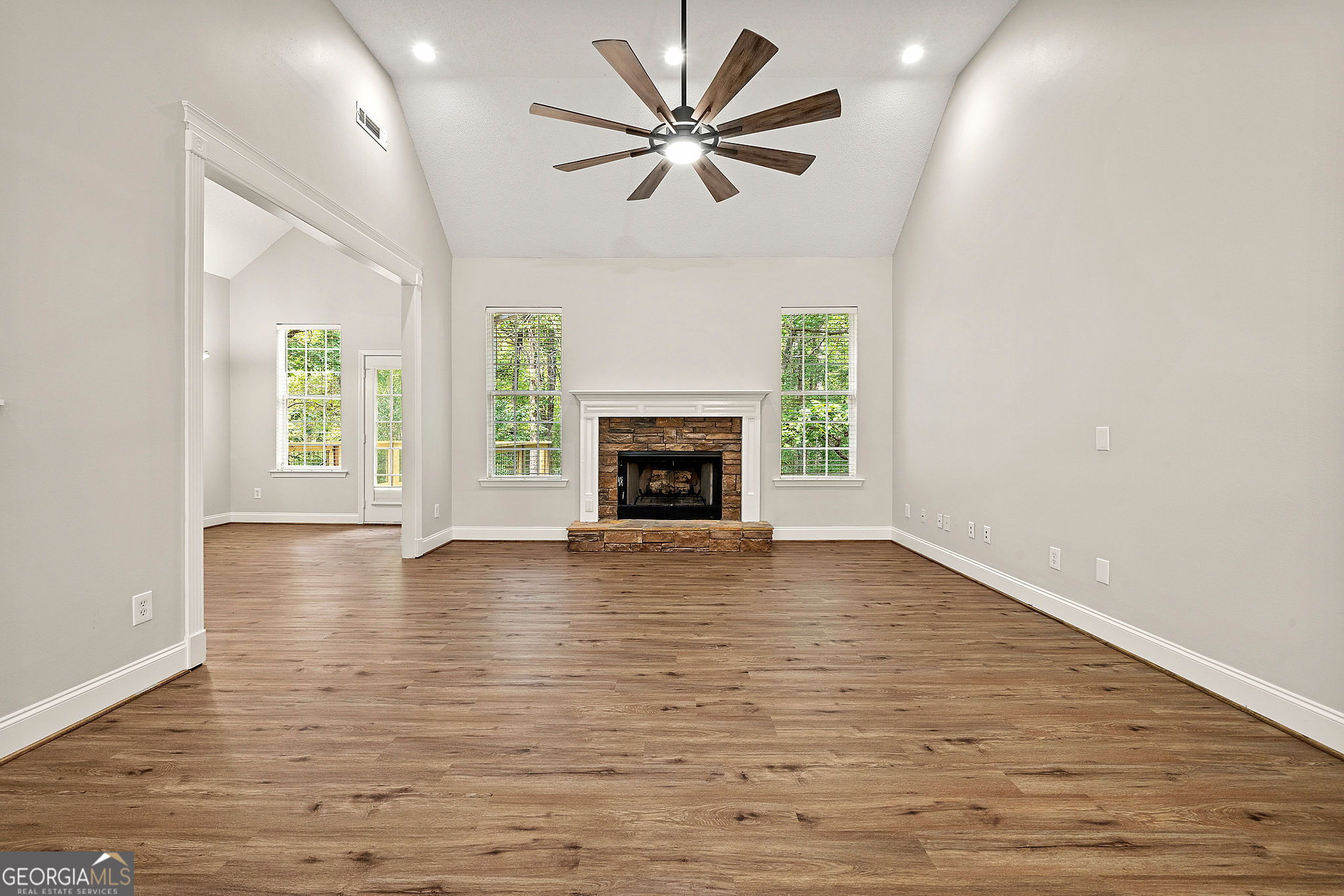 Sharpsburg, Georgia 30277, United States, 3 Bedrooms Bedrooms, ,3 BathroomsBathrooms,Residential,Active,214935