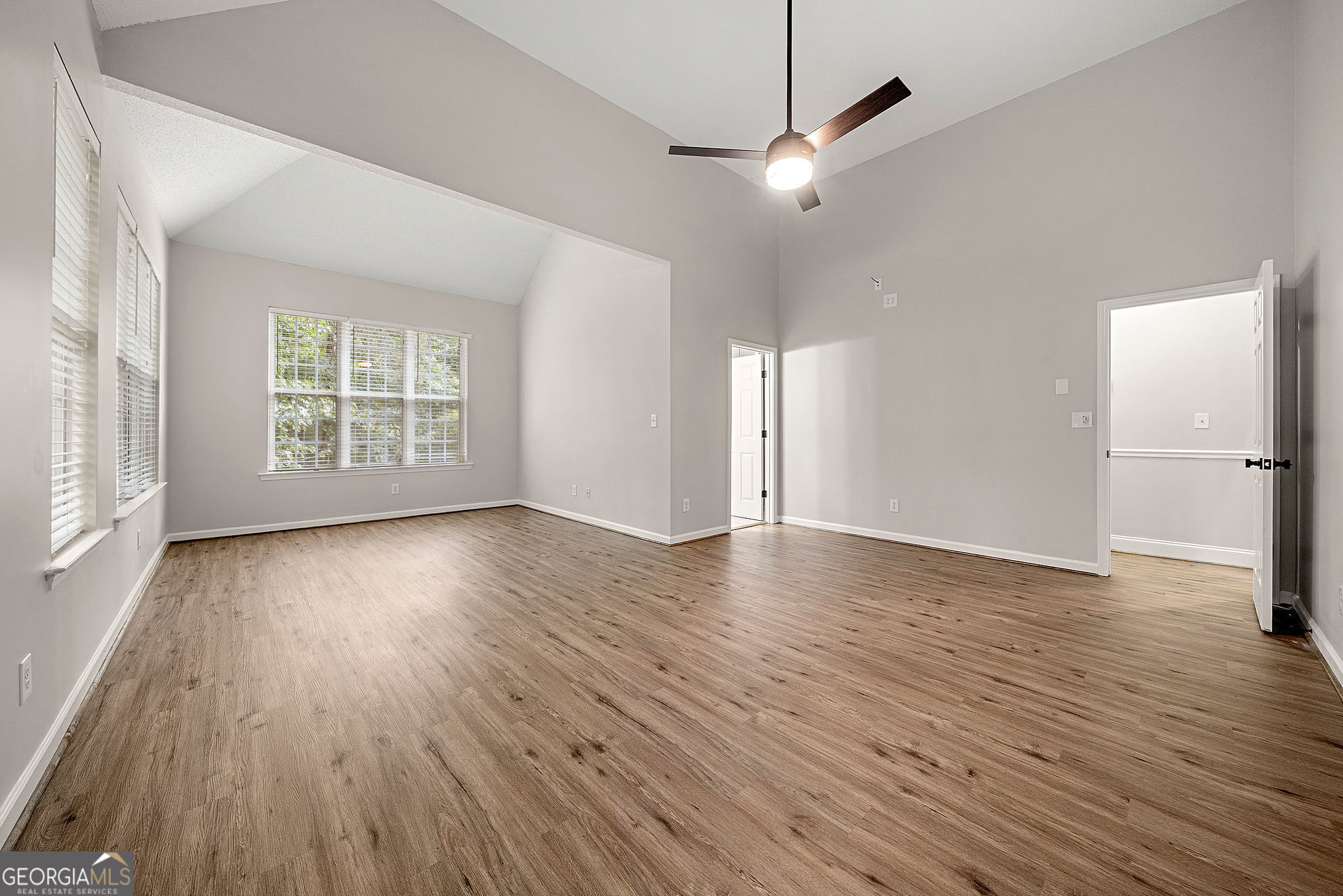 Sharpsburg, Georgia 30277, United States, 3 Bedrooms Bedrooms, ,3 BathroomsBathrooms,Residential,Active,214935