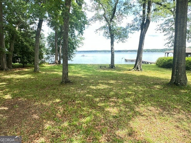 125 W Lakeview DR