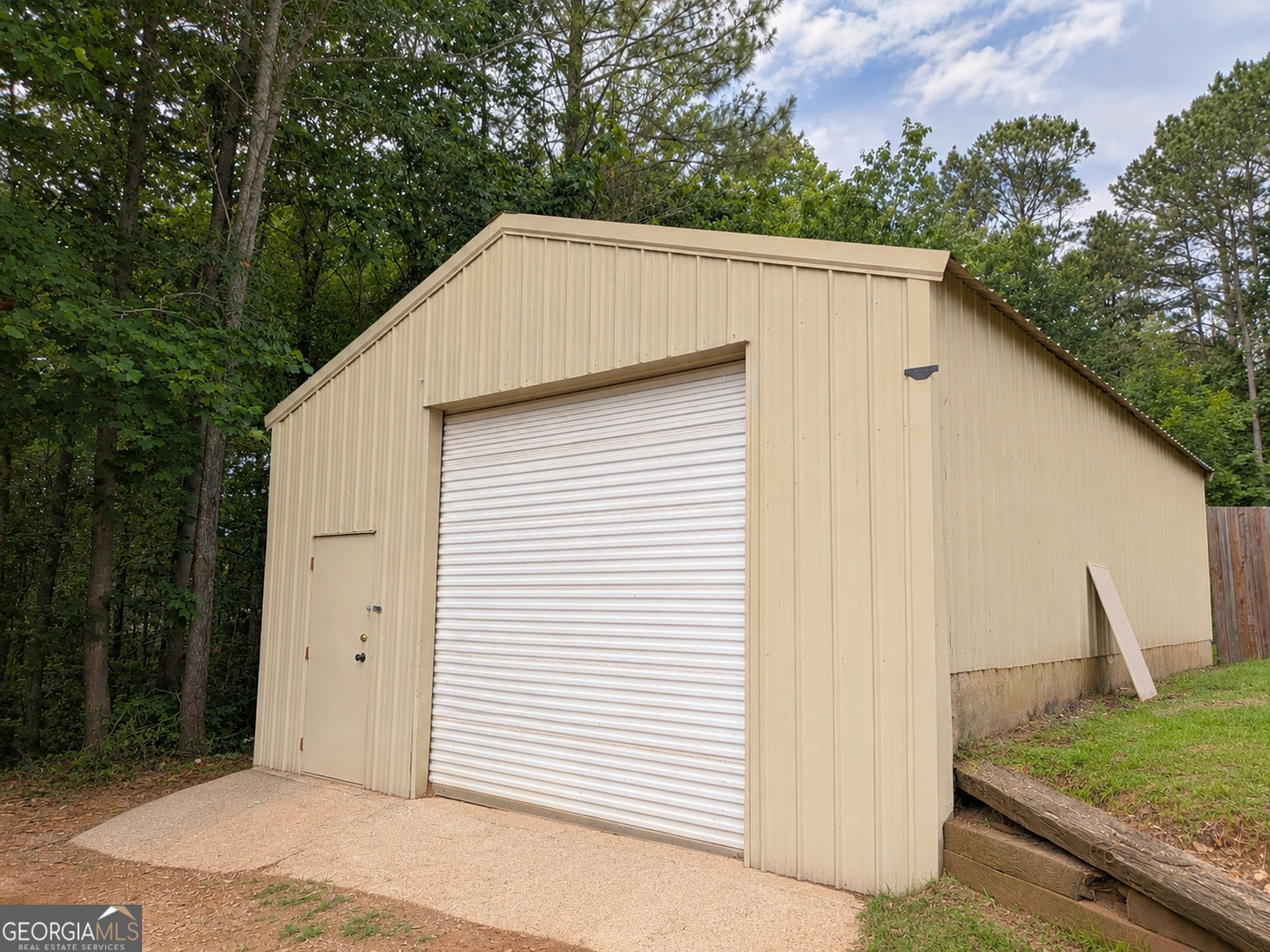28 Mountain Lake DR