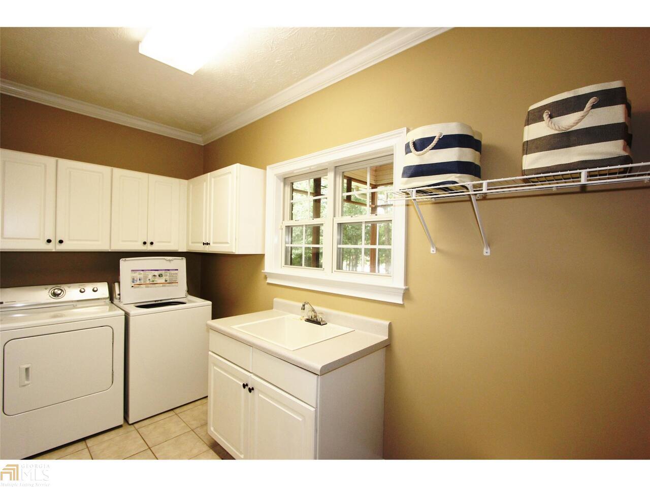 Canongate Village - Residential