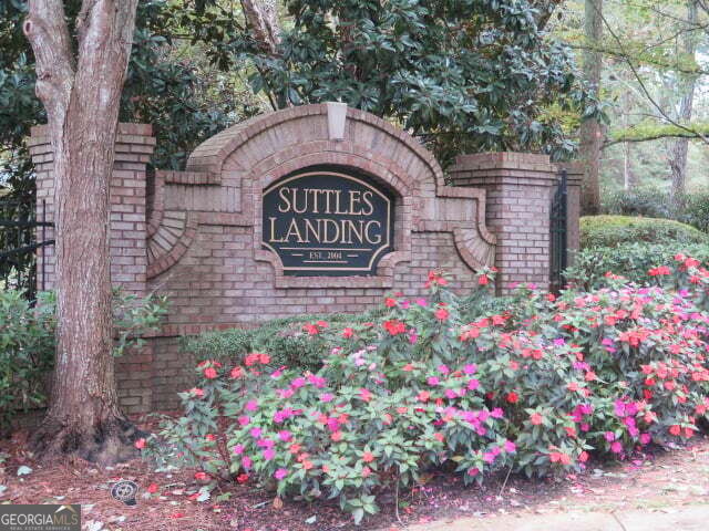 Photo of 3700 Suttles Drive SW, Atlanta, GA 30331 (MLS # 10871679)