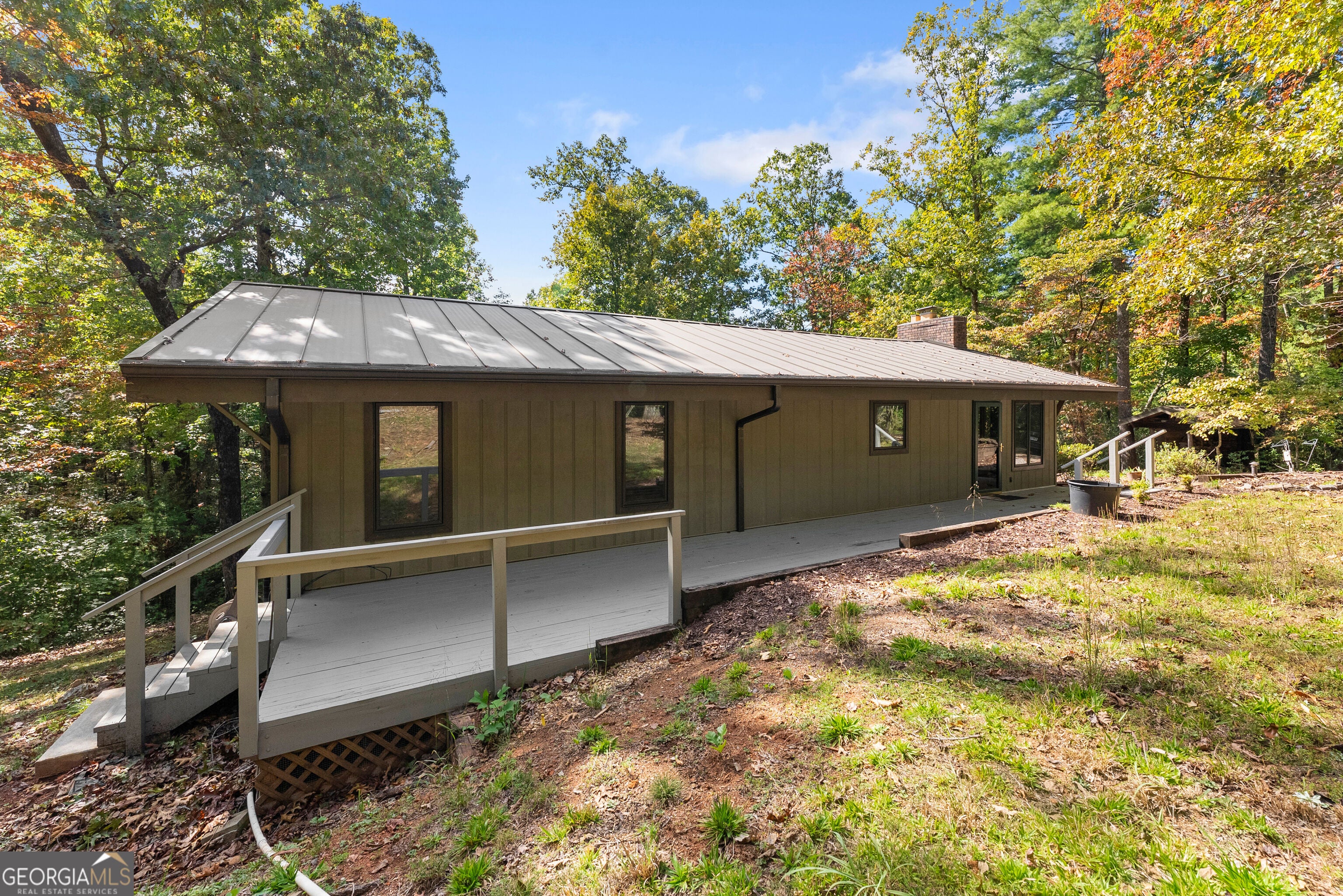 621 Hester Gap RD