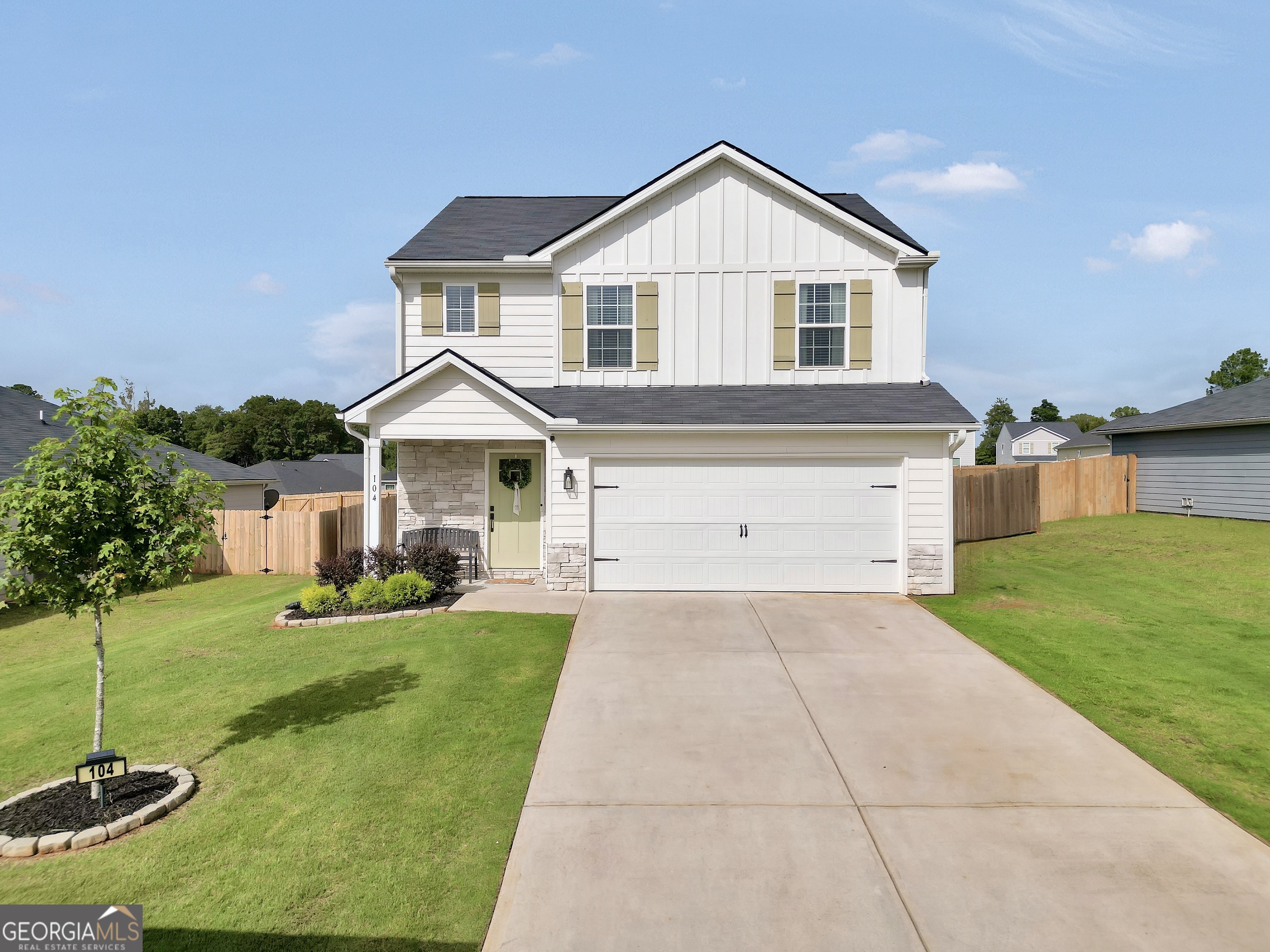 ***OPEN HOUSE 9/13 11AM-1PM*** Welcome to 104 Maple Dr, located in the desirable Woodall Estates subdivision in Milner! This charming modern farmhouse features 3 bedrooms, 2.5 bathrooms, and a bright, open floor plan filled with updated finishes and thoughtful design. The heart of the home is the beautiful, light-filled kitchen, boasting sleek countertops, modern fixtures, and ample cabinet space. The open-concept living and dining areas offer a seamless flow, perfect for both relaxing and entertaining. Upstairs, you'll find a versatile loft/flex space - ideal for a home office, playroom, media area, or additional living space to suit your needs. The spacious primary suite includes a well-appointed en-suite bath, while two additional bedrooms and a stylish half-bath complete the interior layout. Step outside to enjoy the back deck with a pergola, perfect for outdoor dining or relaxing evenings. The fenced backyard offers privacy and includes a shed for added convenience. Don't miss this opportunity to own a beautifully maintained home in a welcoming neighborhood - schedule your showing today!