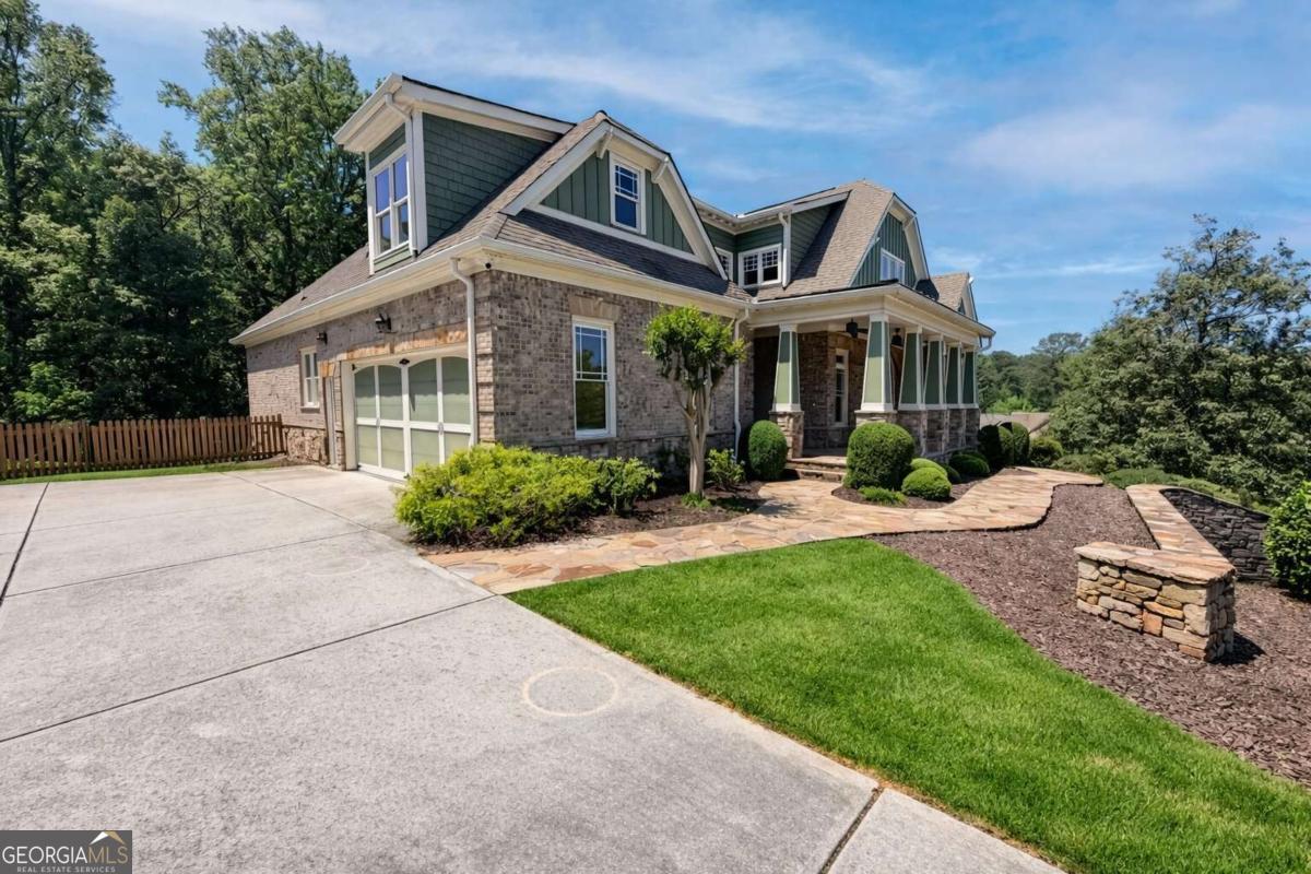 2036 Westwood CIR SE