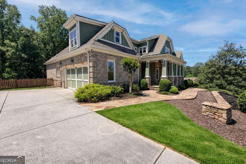 Photo of 2036 Westwood Circle SE, Smyrna, GA 30080 (MLS # 10742518)