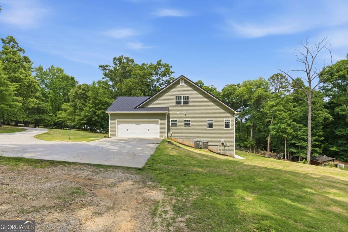 306 Oak Ridge DR