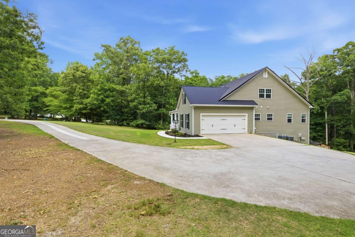 306 Oak Ridge DR