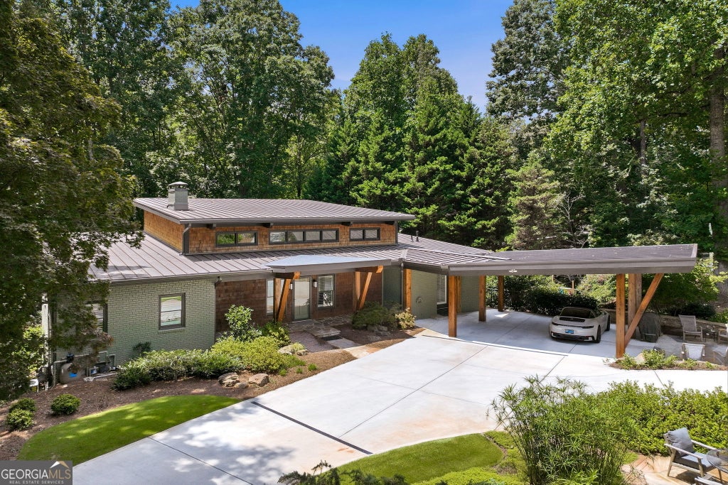 Photo of 5973 Nachoochee Trail, Flowery Branch, GA 30542 (MLS # 10820565)
