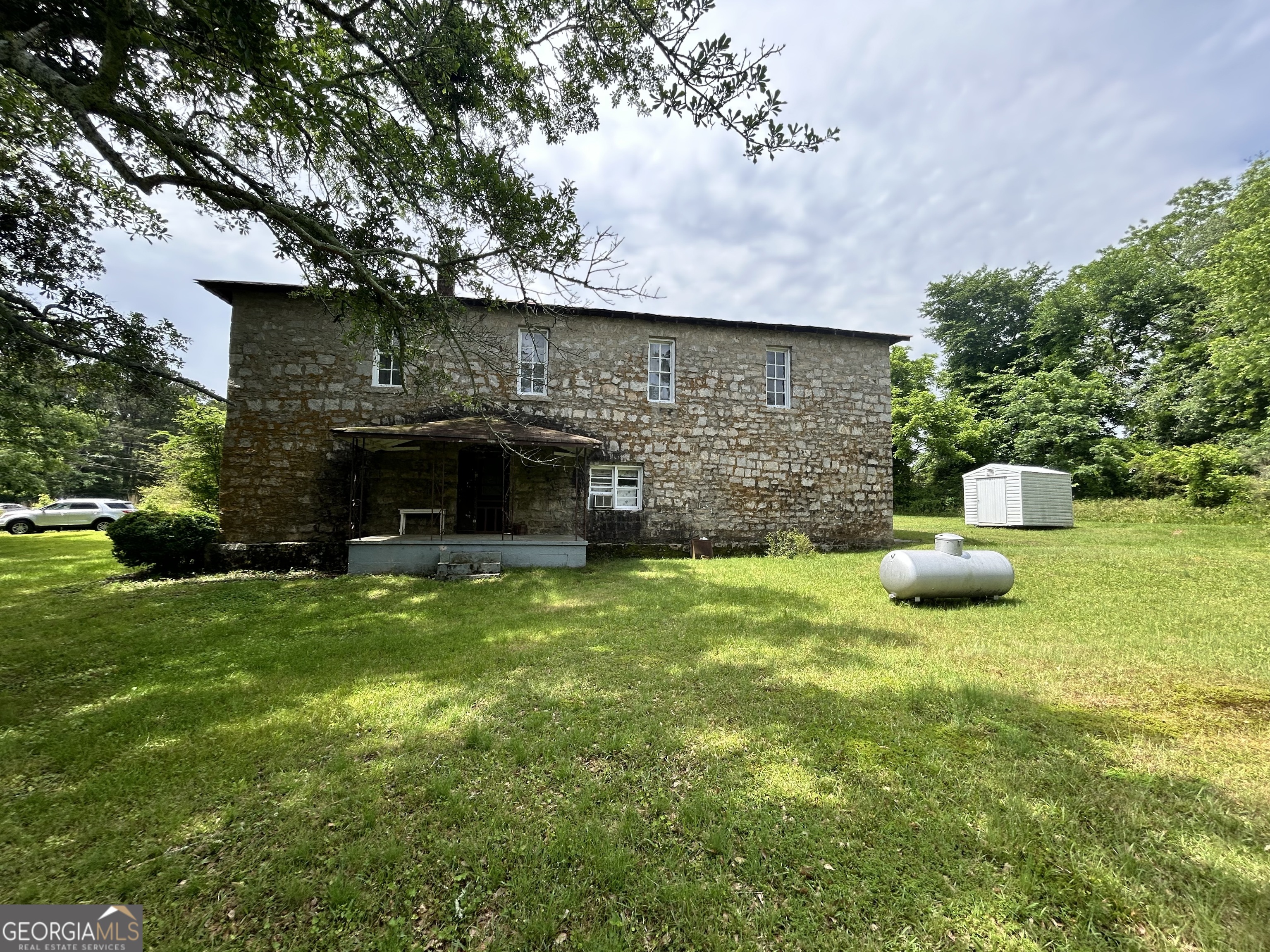 1085 Pleasant Hill RD NW
