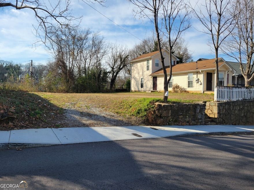 Good opportunity to build in one of Atlanta's hottest neighborhoods. The Vine City area located minutes from Mercedes Benz Stadium, Georgia Tech, downtown attractions, and parks. Desireable SPI-19 zoning. Clear, level lot appox. 32 x 103 on a quiet street on the Westside. No disclosure or survey available. Buyers should research and confirm zoning details.