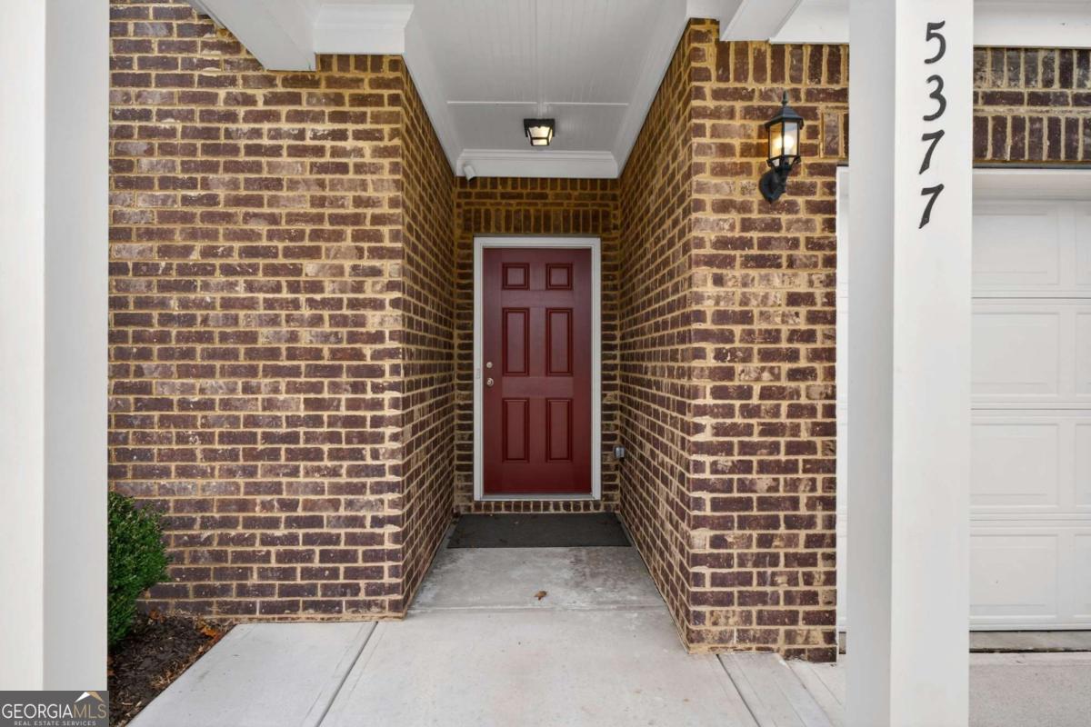 5377 FountainHead LN