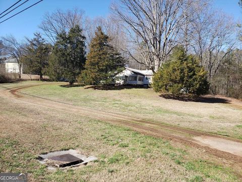 Photo of 723 Old Peachtree Road, Lawrenceville, GA 30043 (MLS # 10753448)