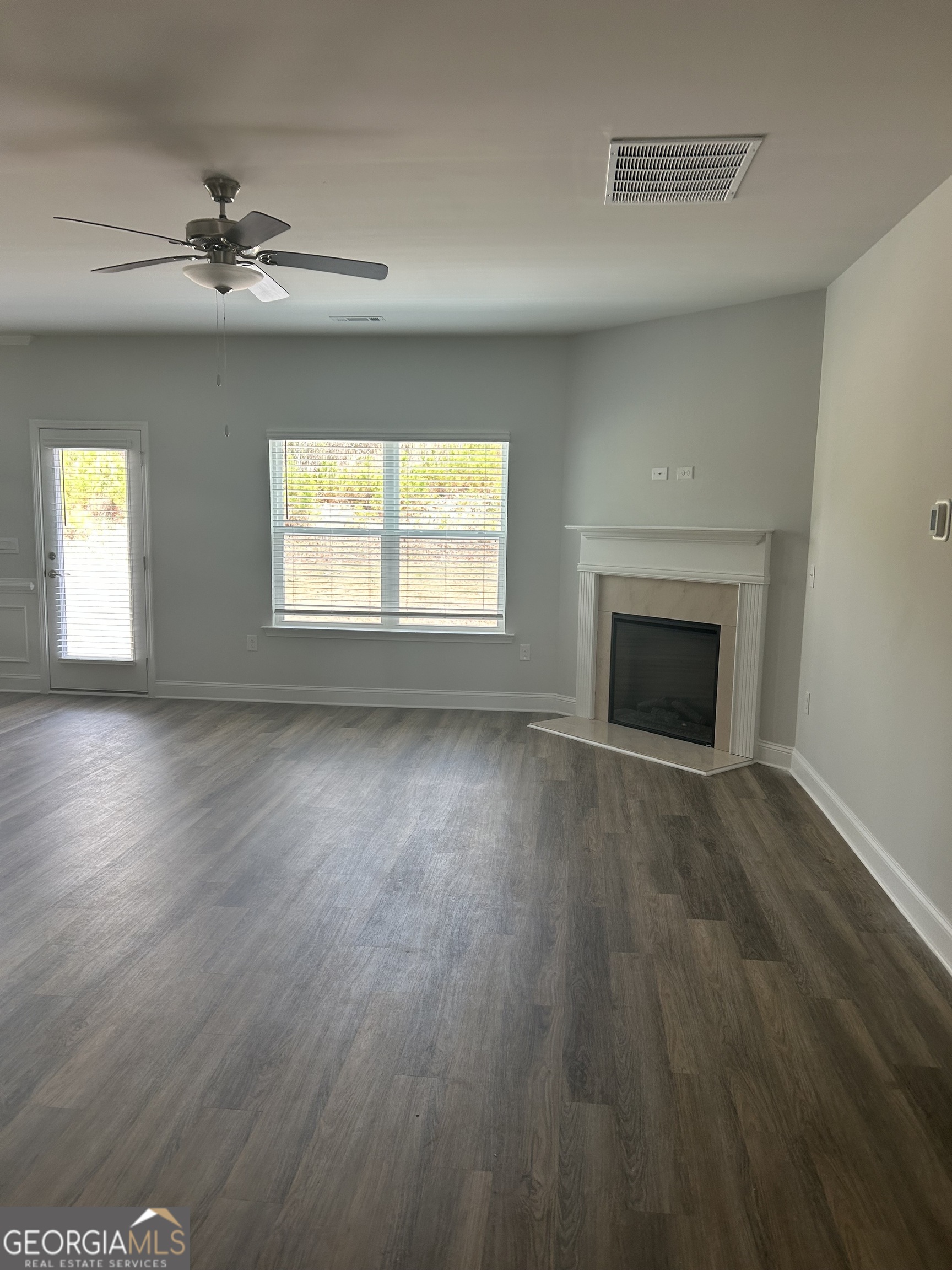 1154 Barrington Place WAY