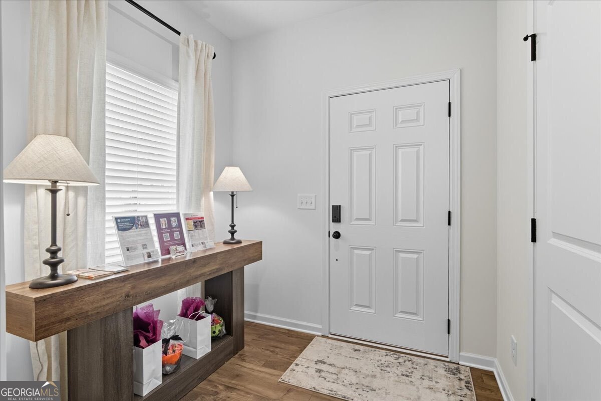 1174 Park Center CIR