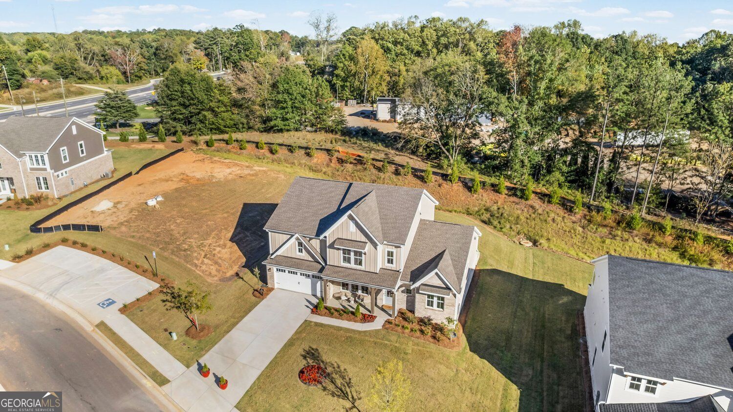 111 Wood Grove LN
