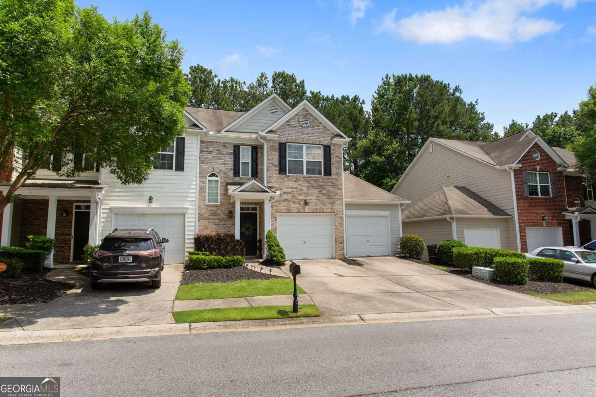 3313 Thornbridge DR