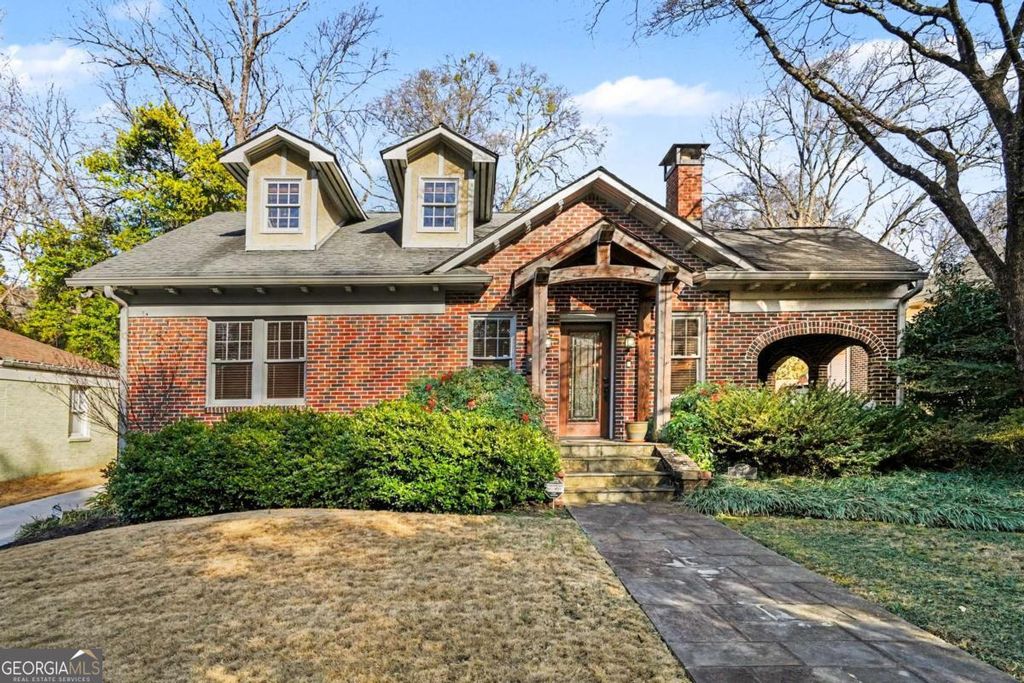 Photo of 39 Alden Avenue NW, Atlanta, GA 30309 (MLS # 10691561)