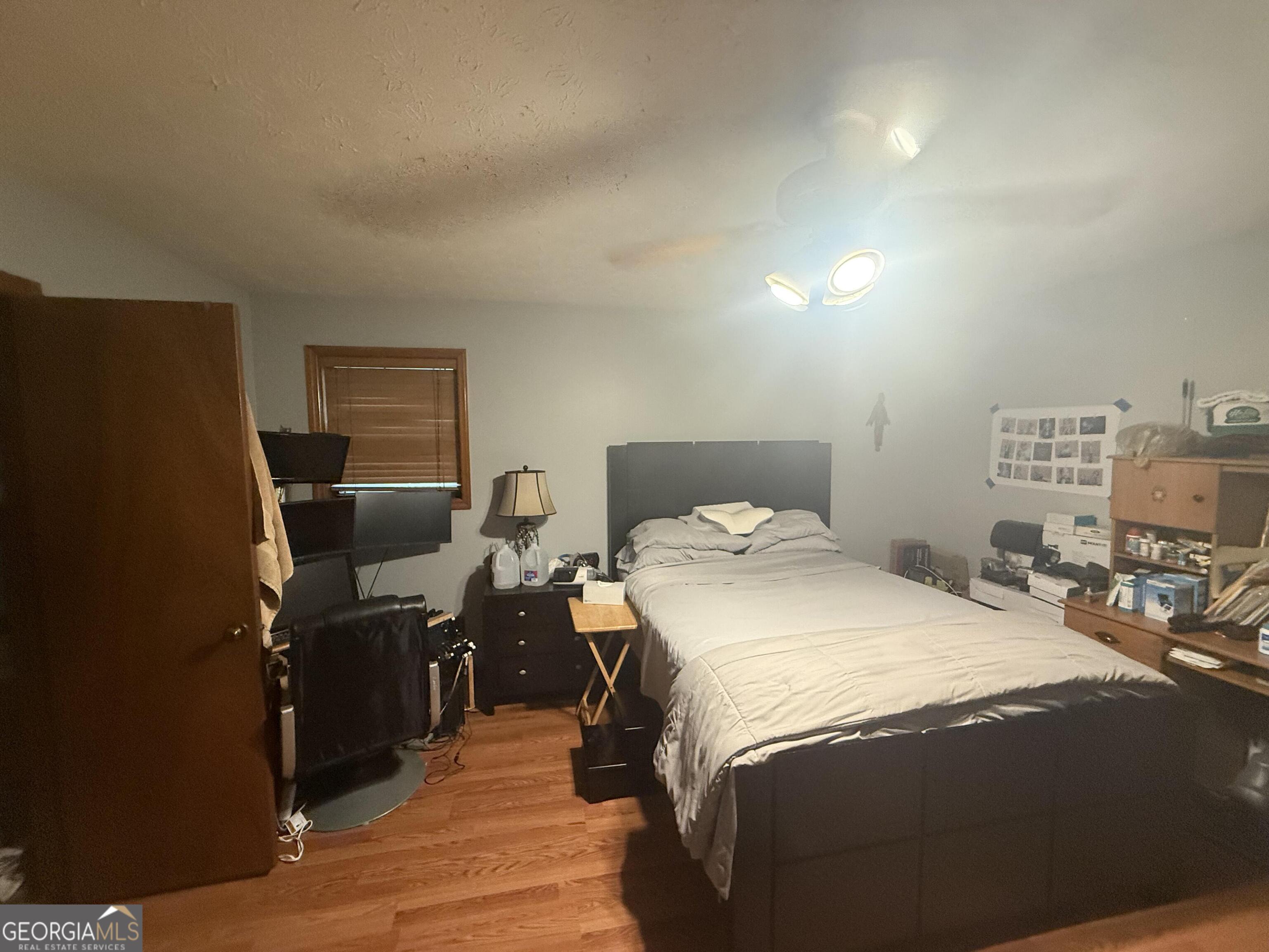 INDIAN CREEK - Residential
