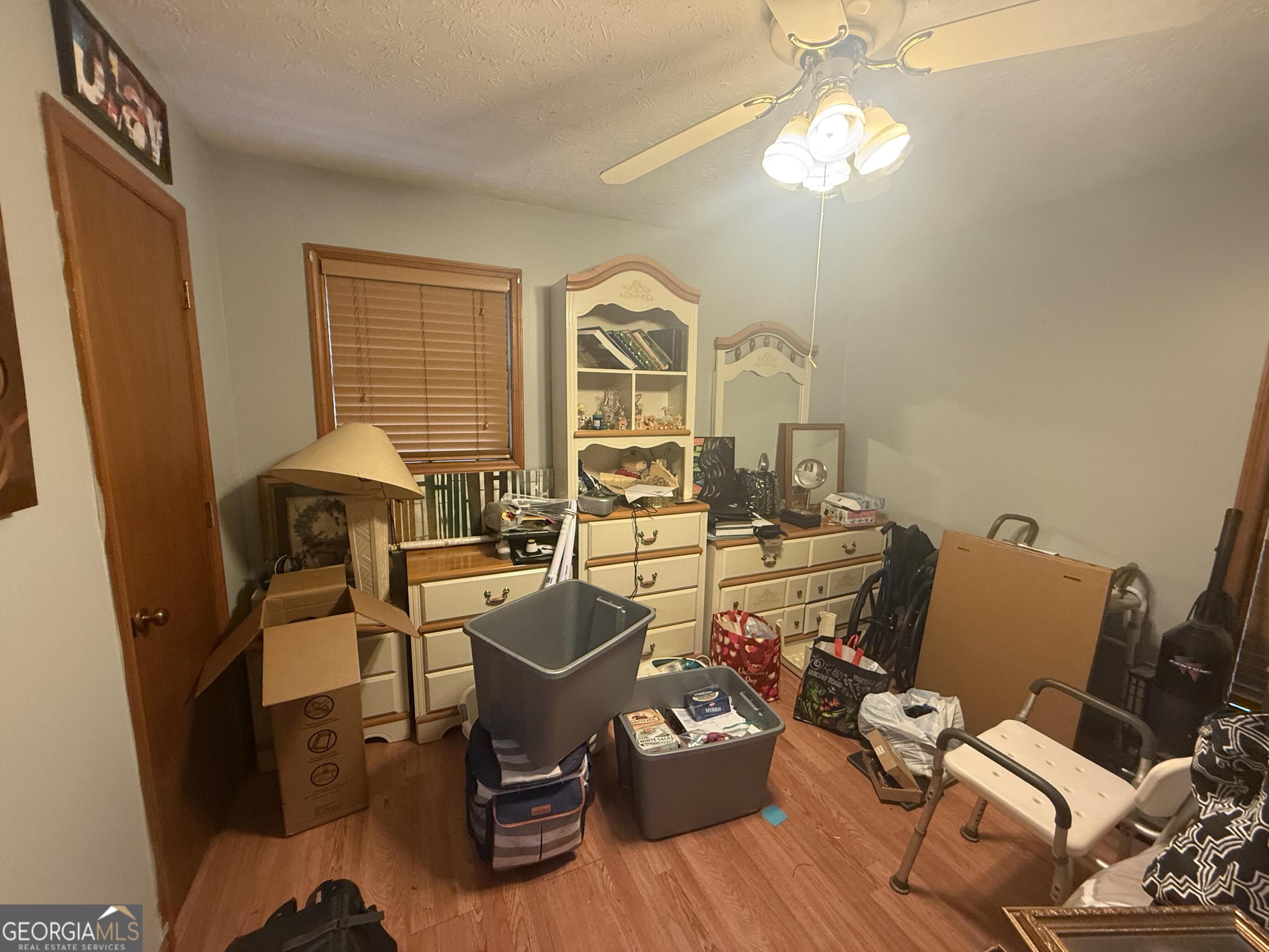 INDIAN CREEK - Residential