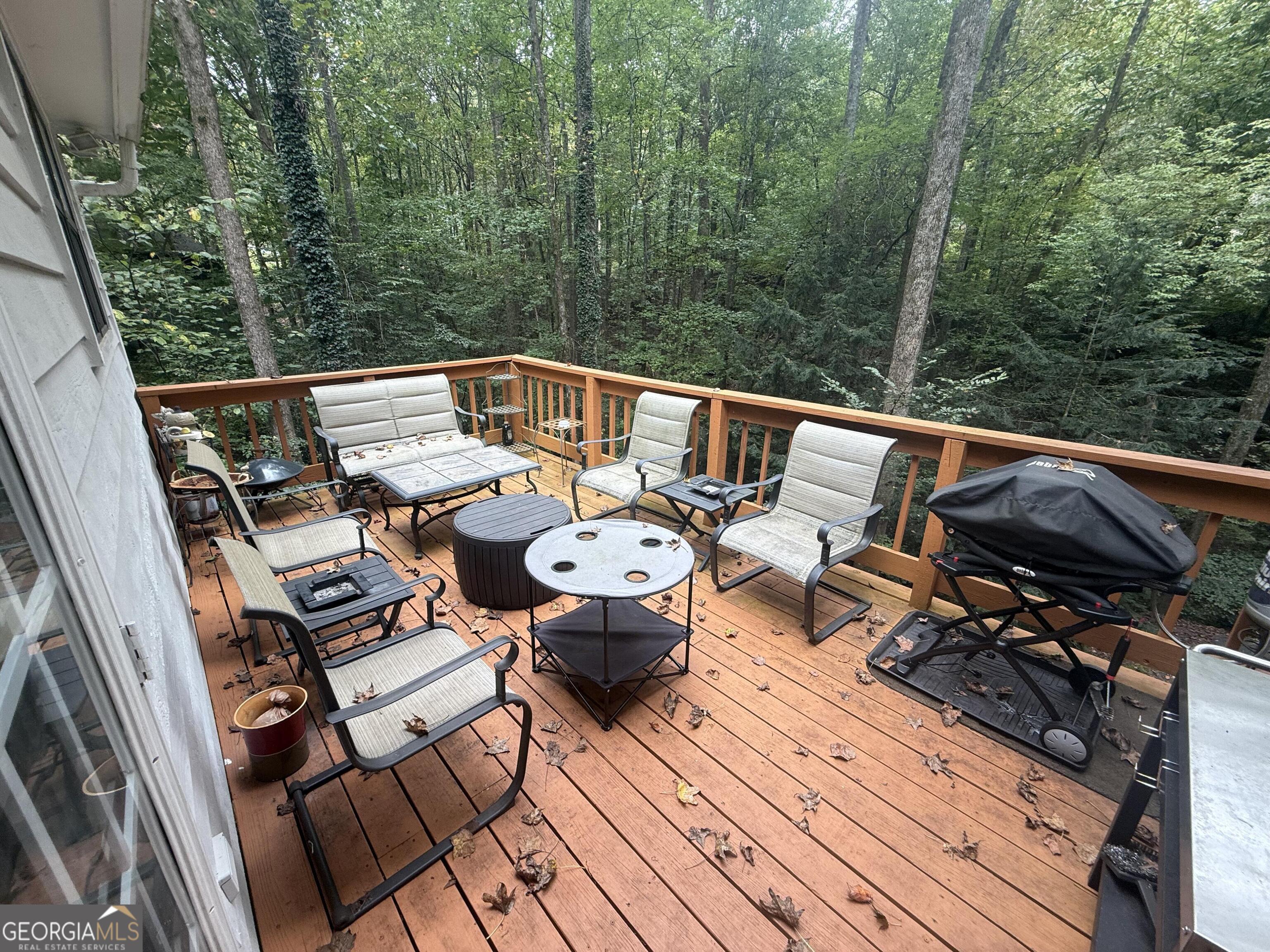 INDIAN CREEK - Residential