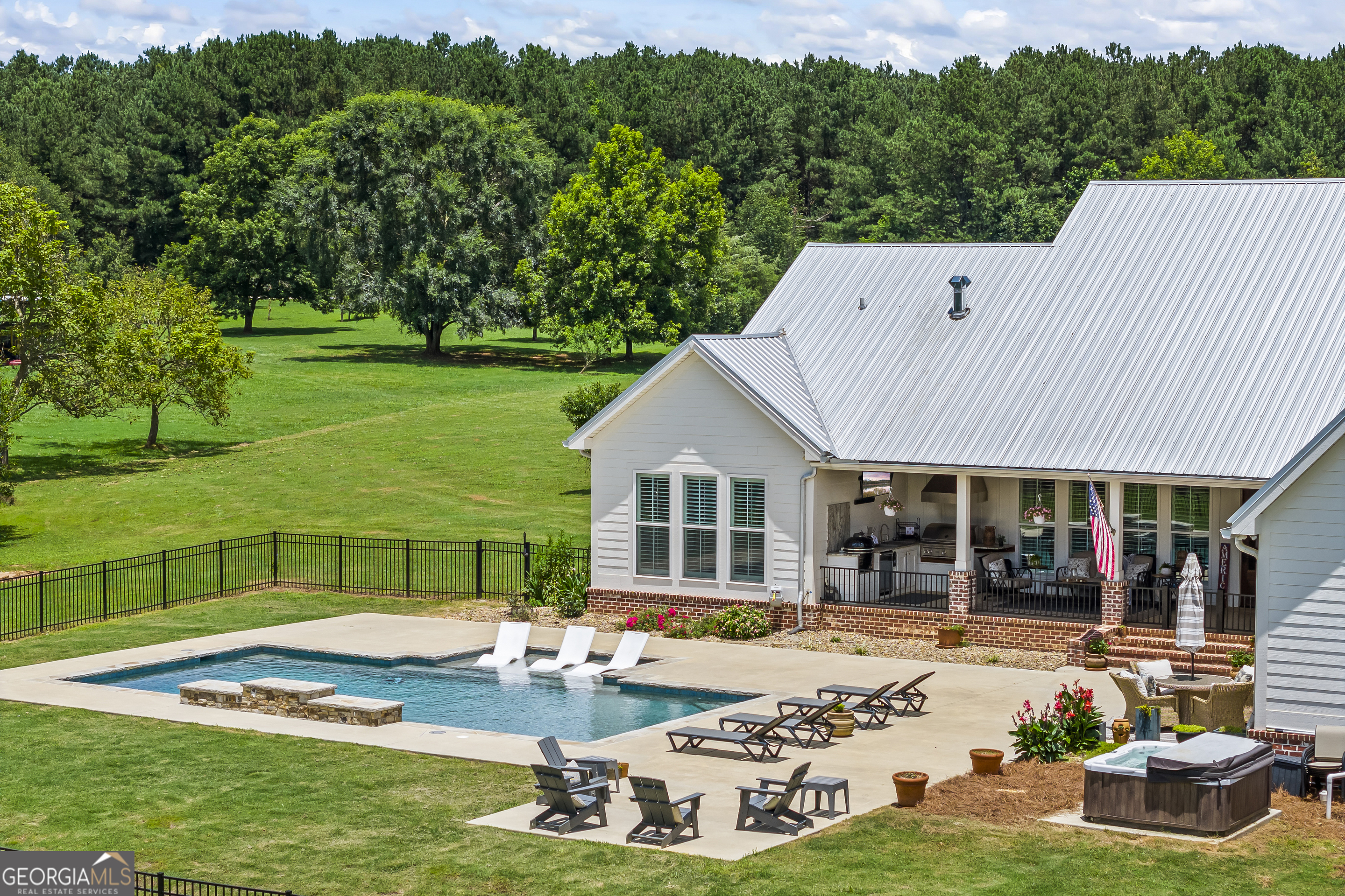 639 Frank Crook RD