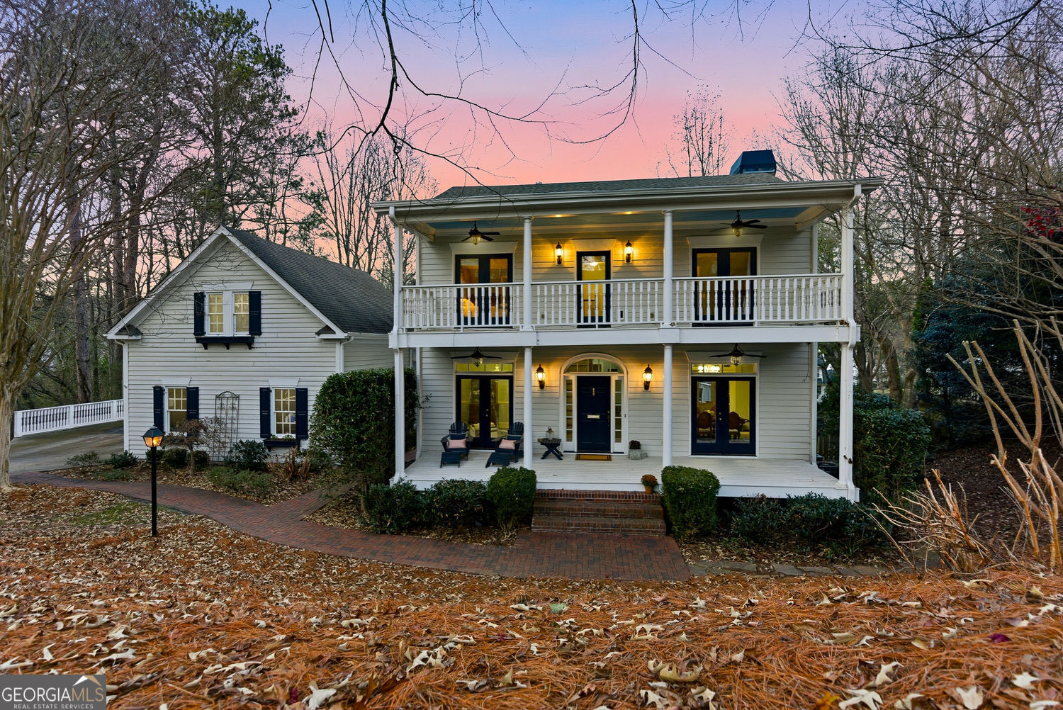 Roswell, Georgia 30075, United States, 5 Bedrooms Bedrooms, ,5 BathroomsBathrooms,Residential,Active,252309