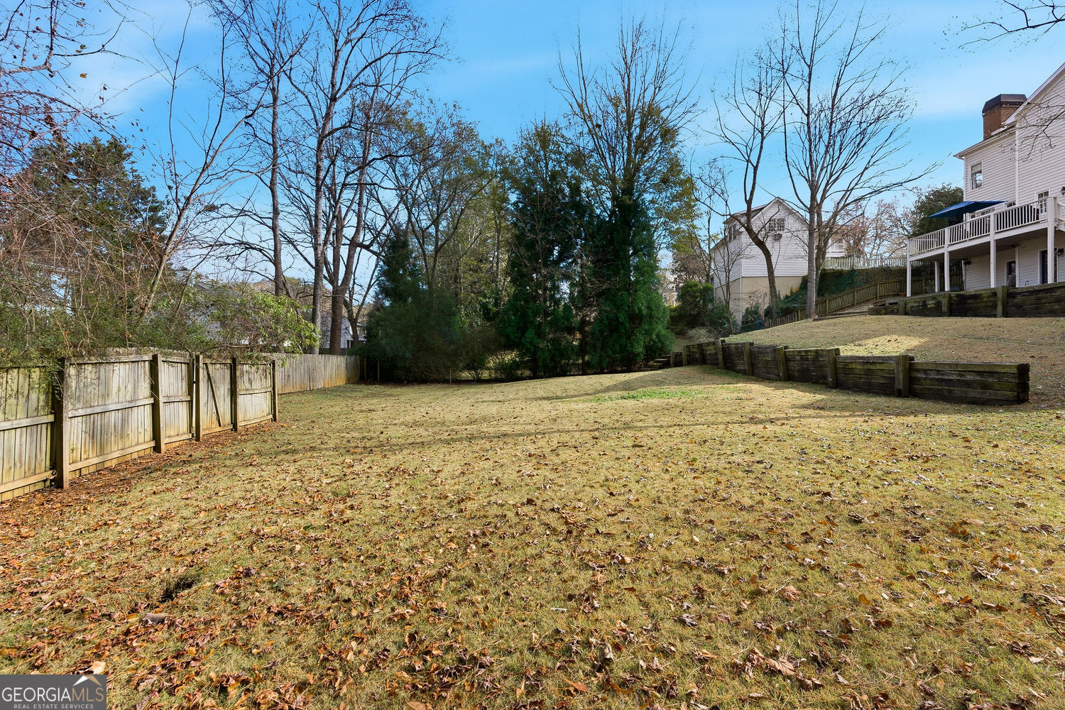 Roswell, Georgia 30075, United States, 5 Bedrooms Bedrooms, ,5 BathroomsBathrooms,Residential,Active,252309