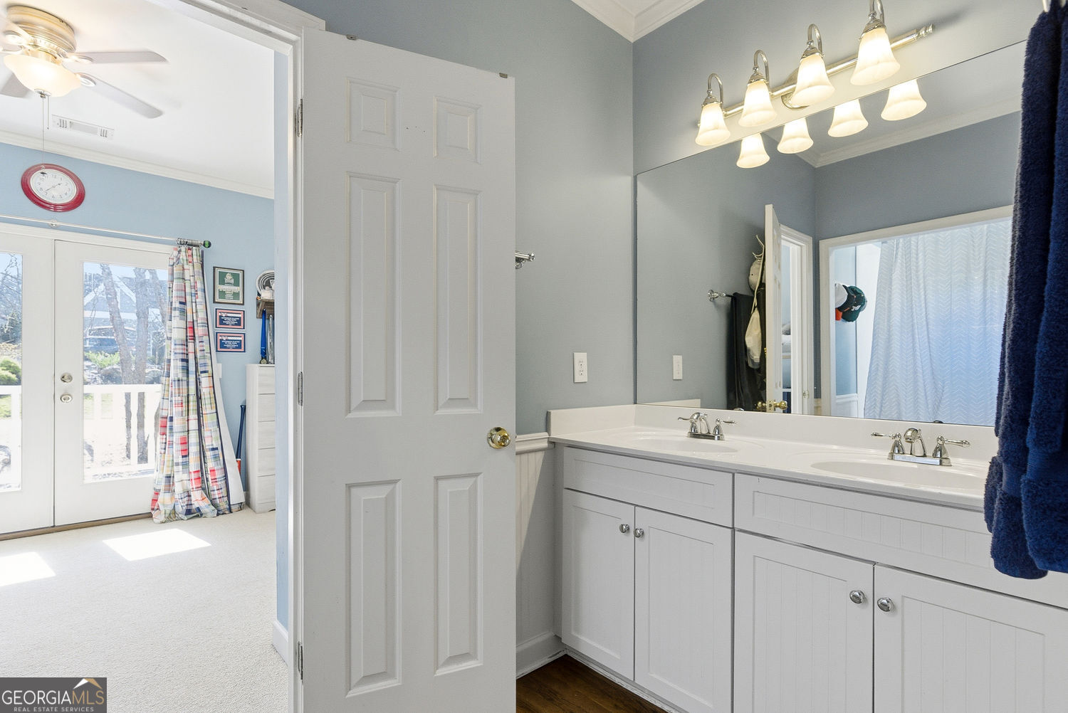 Roswell, Georgia 30075, United States, 5 Bedrooms Bedrooms, ,5 BathroomsBathrooms,Residential,Active,252309