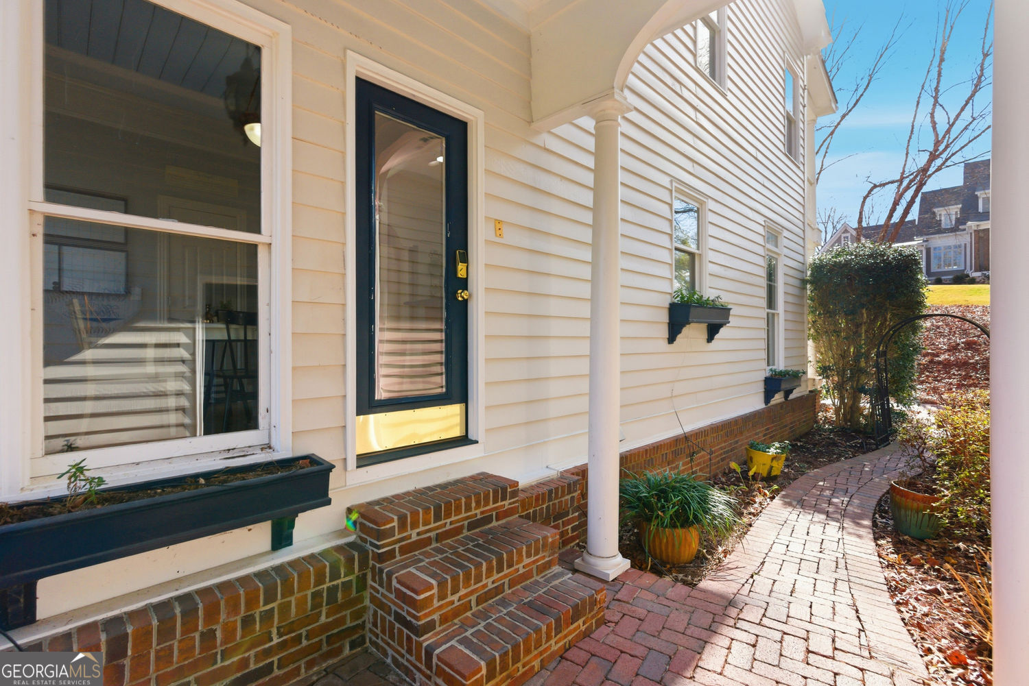 Roswell, Georgia 30075, United States, 5 Bedrooms Bedrooms, ,5 BathroomsBathrooms,Residential,Active,252309