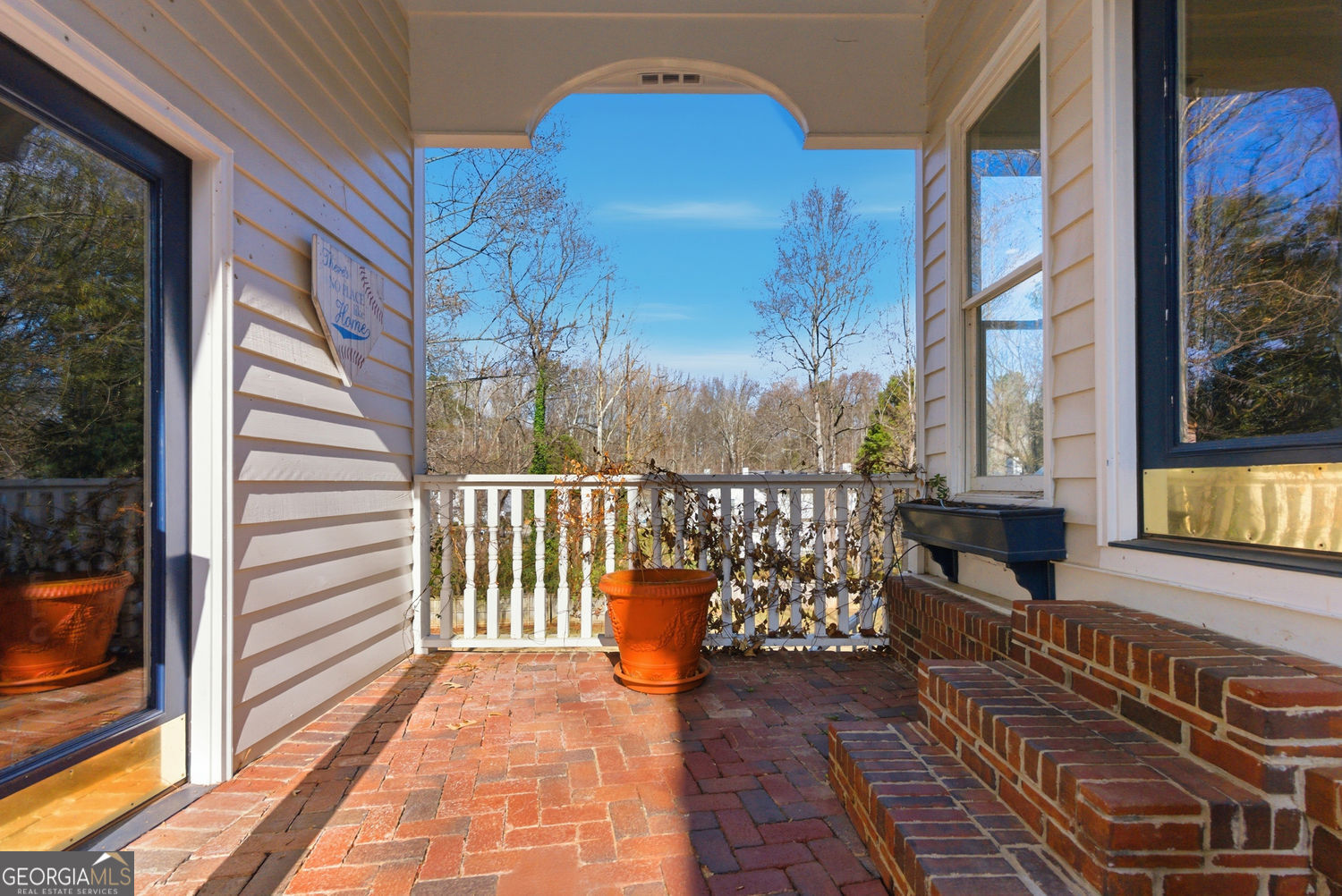 Roswell, Georgia 30075, United States, 5 Bedrooms Bedrooms, ,5 BathroomsBathrooms,Residential,Active,252309