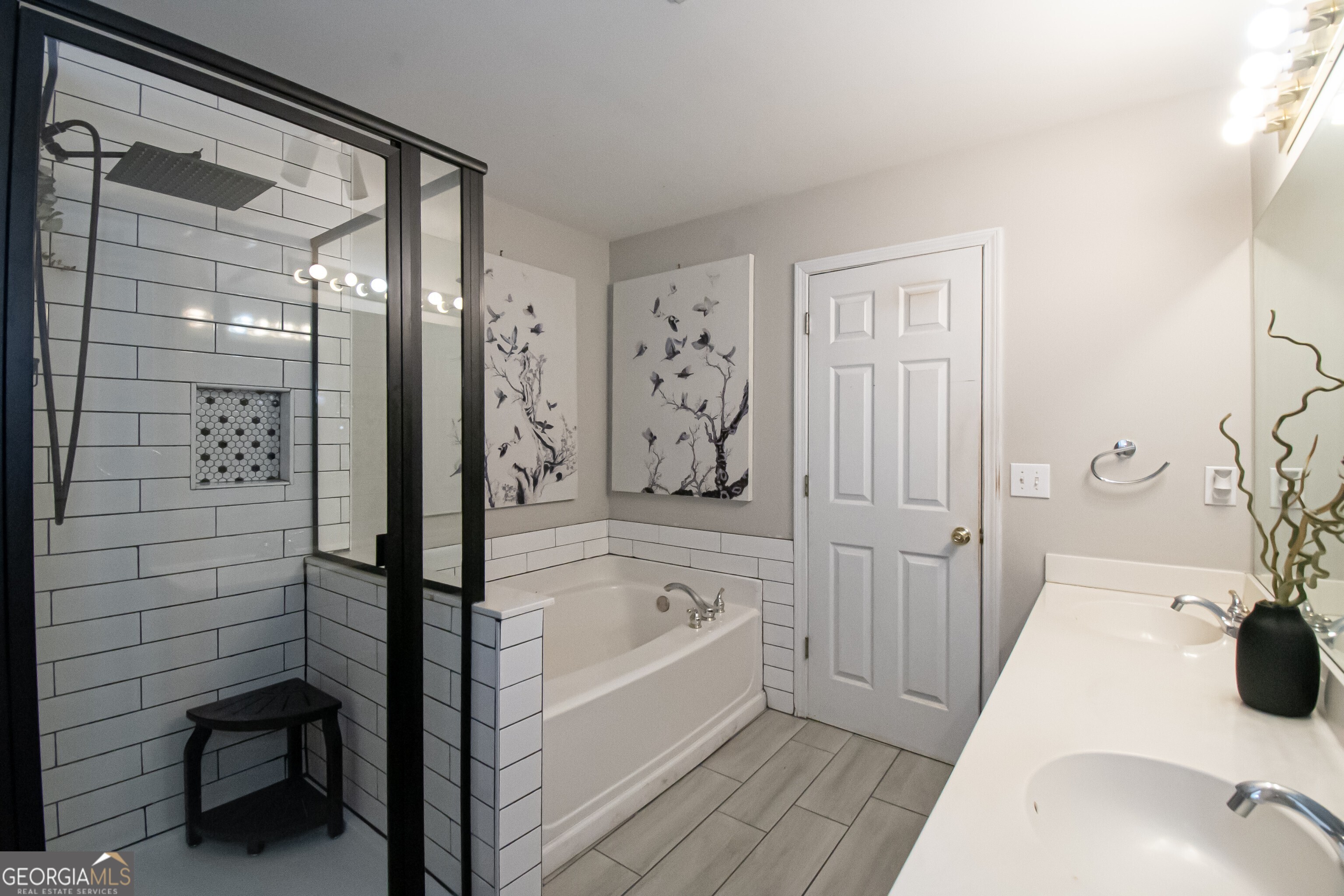 Atlanta, Georgia 30339, United States, 4 Bedrooms Bedrooms, ,3 BathroomsBathrooms,Residential,Active,18726