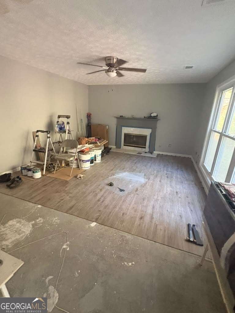 3239 Roundfield CIR