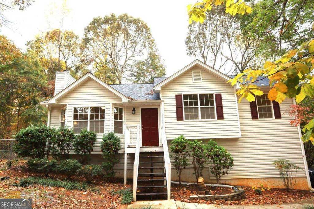 Photo of 354 Kathy Court, Douglasville, GA 30134 (MLS # 10802658)
